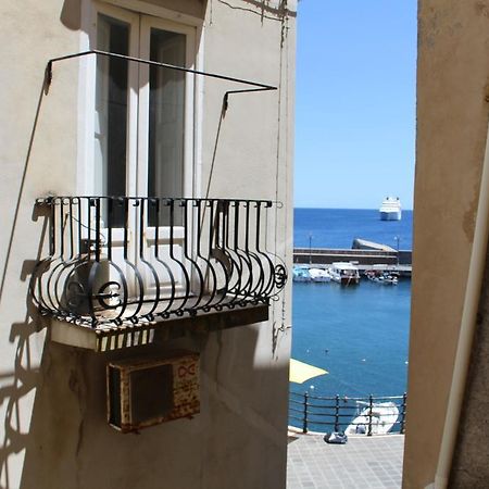 Casa Vacanza U Curtigghiu Липари Экстерьер фото