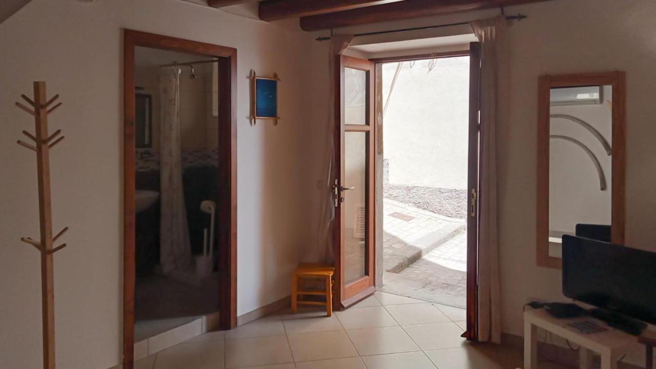 Casa Vacanza U Curtigghiu Липари Экстерьер фото